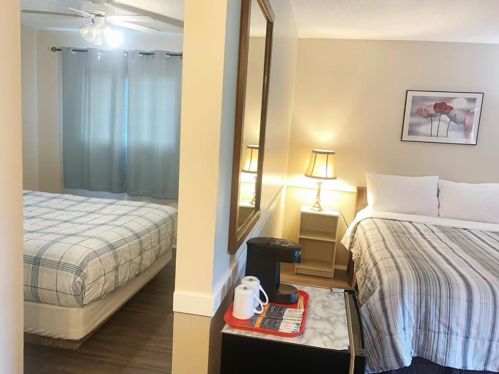 Rivermount Motel Little Fort Екстериор снимка