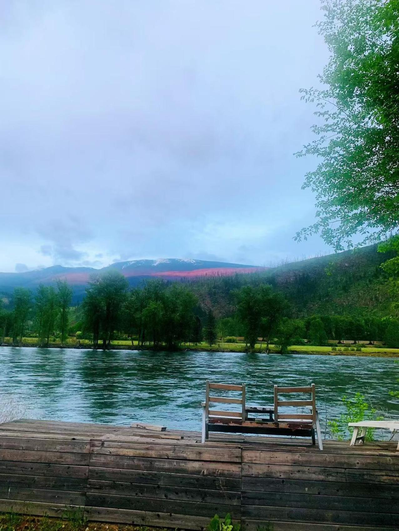 Rivermount Motel Little Fort Екстериор снимка